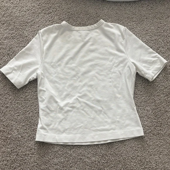 Adrienne Vittadini Classic White Short Sleeve Tee - Picture 3 of 3
